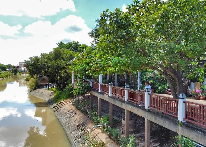 Romyen Cafe\' Homestay